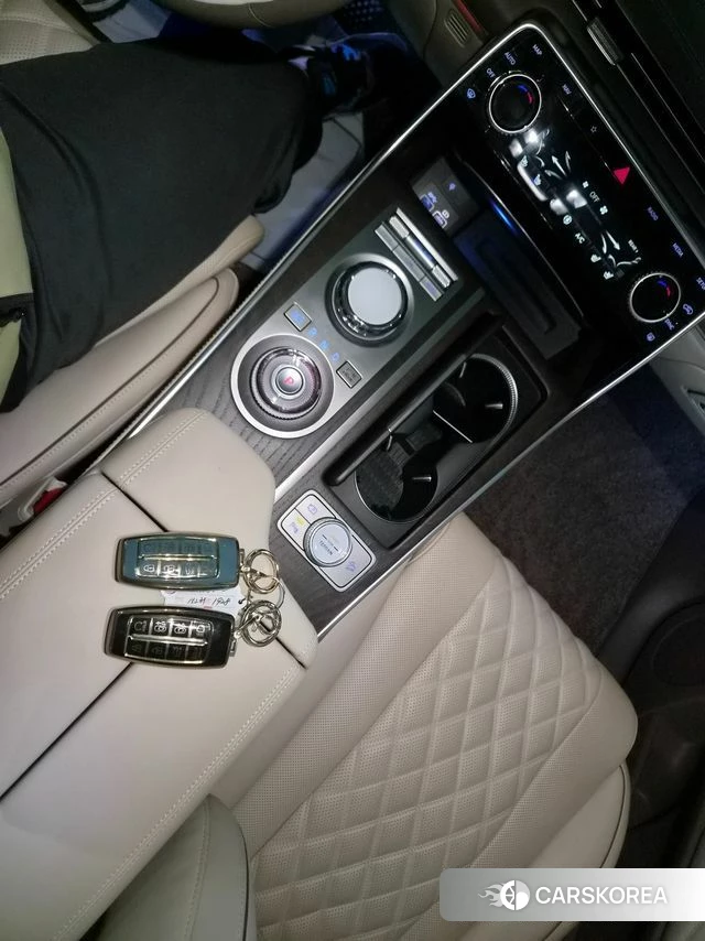 Genesis GV80 2023 Серый из Кореи, фото 3