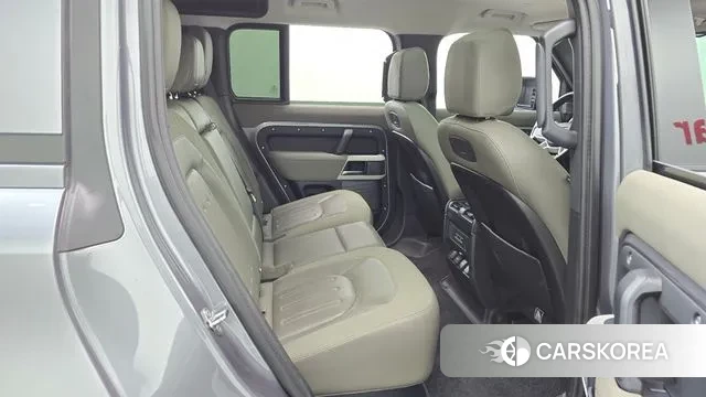 Land Rover Defender (L663) 2020 Серый из Кореи, фото 3