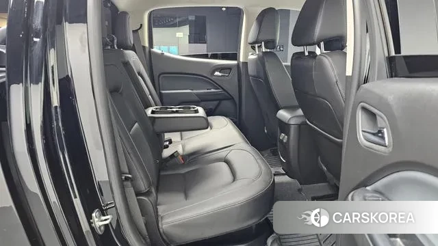 Chevrolet (GM Daewoo) Real New Colorado 2021 Черный из Кореи, фото 3