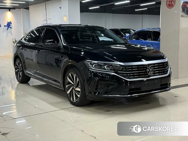 Volkswagen Passat 2024 Черный из Китая, фото 3