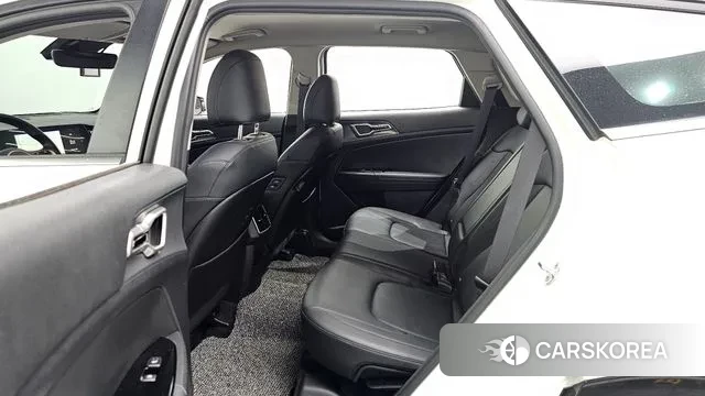 Kia Sportage 5th Generation 2023 Белый из Кореи, фото 3