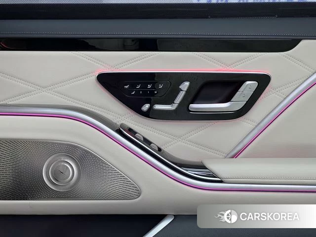 Mercedes-Benz Maybach S-class 2024 Черный из Китая, фото 3