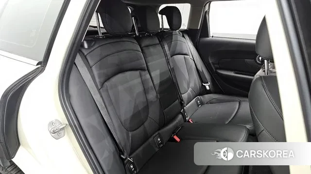 Mini Cooper D Clubman 2019 Жемчужный цвет из Кореи, фото 3