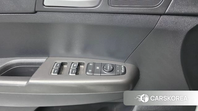 Kia Sportage The Bold 2021 Белый из Кореи, фото 3