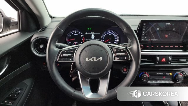 Kia The New K3 2nd generation 2021 Белый из Кореи, фото 3