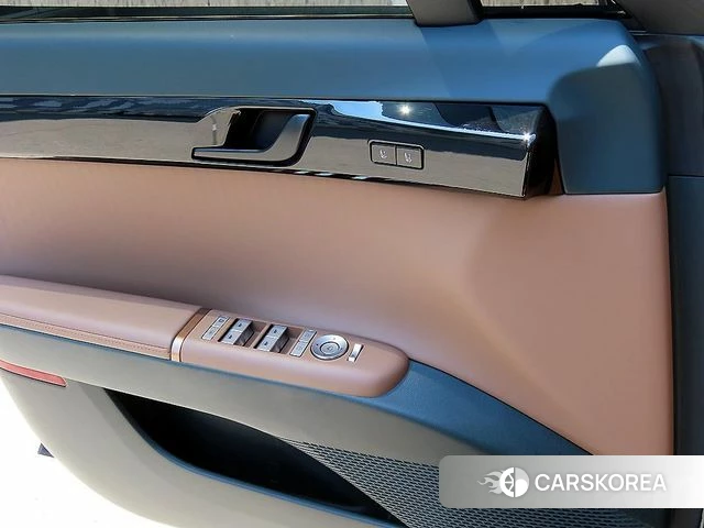 Hyundai Grandeur Hybrid (GN7) 2023 Черный из Кореи, фото 3