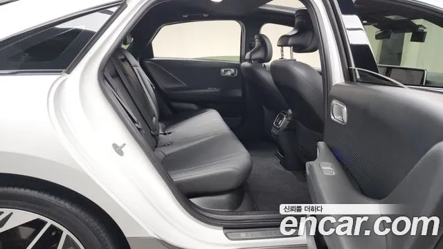 Hyundai Ionic 6 2022 Белый из Кореи, фото 3