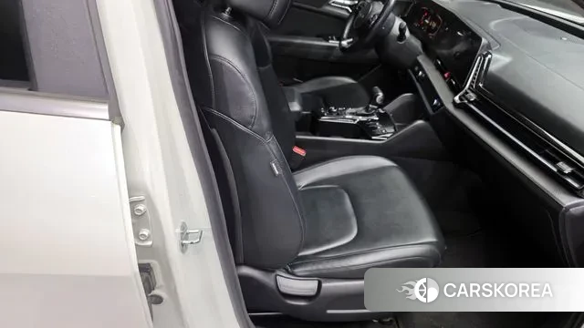 Kia Sportage 5th Generation 2021 Белый из Кореи, фото 3