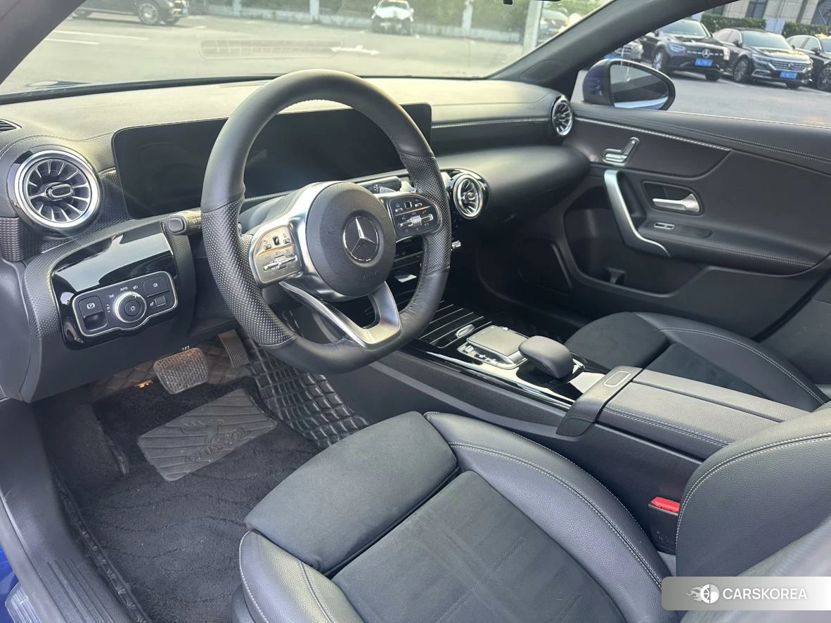 Mercedes-Benz Class A 2021 Синий из Китая, фото 3