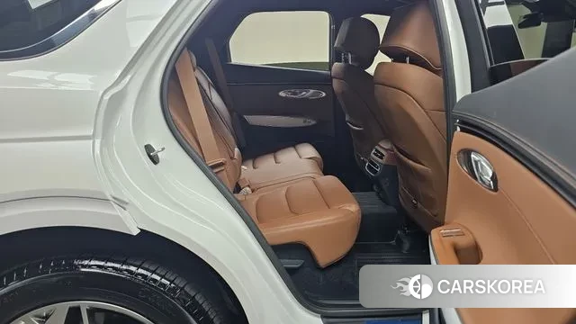 Genesis GV70 2023 Белый из Кореи, фото 3