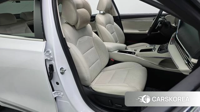 Hyundai The New Grandeur IG Hybrid 2021 Белый из Кореи, фото 3