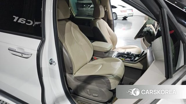 Kia Carnival 4th generation 2021 Белый из Кореи, фото 3