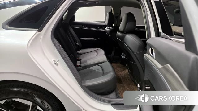 Kia The New K5 3rd generation 2024 Белый из Кореи, фото 3