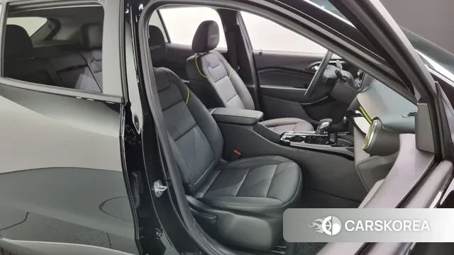 Chevrolet (GM Daewoo) Trax Crossover 2024 Черный из Кореи, фото 3