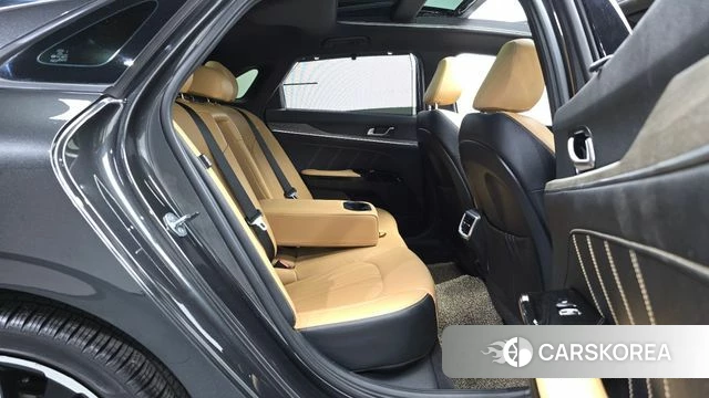 Kia K5 3rd generation 2021 Серый из Кореи, фото 3