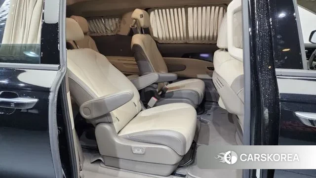 Kia Carnival 4th generation 2023 Черный из Кореи, фото 3