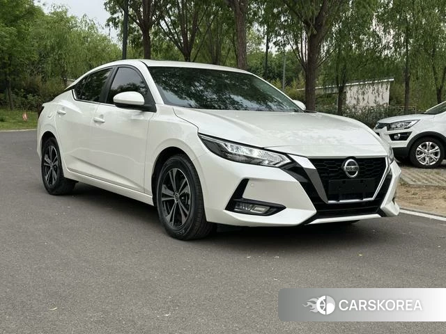 Nissan Xuan Yi 2022 Белый из Китая, фото 3