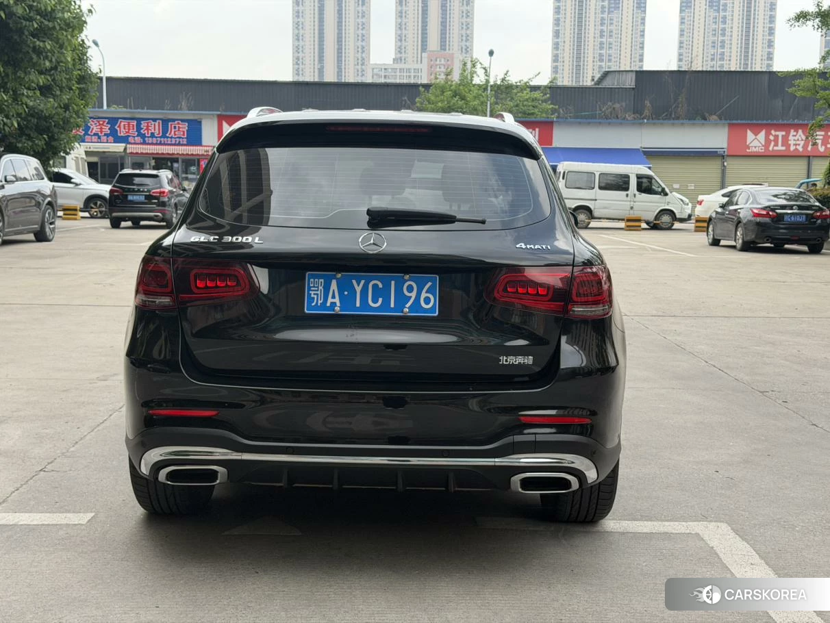 Mercedes-Benz GLC 2020 Черный из Китая, фото 2