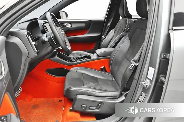 Volvo XC40 2019 Серый из Кореи, фото 3