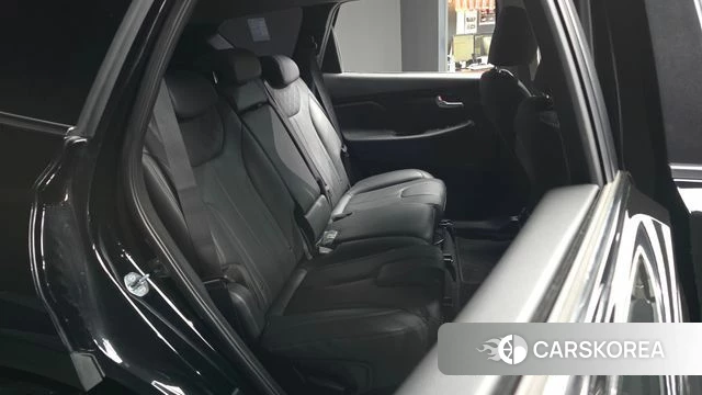 Hyundai The New Santa Fe 2022 Черный из Кореи, фото 3
