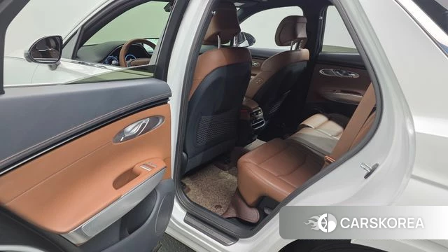 Genesis GV70 2021 Белый из Кореи, фото 3