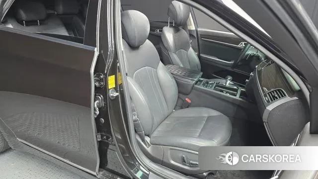 Genesis G80 2019 Черный из Кореи, фото 3