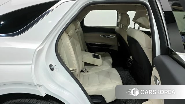 Genesis GV70 2025 Белый из Кореи, фото 3