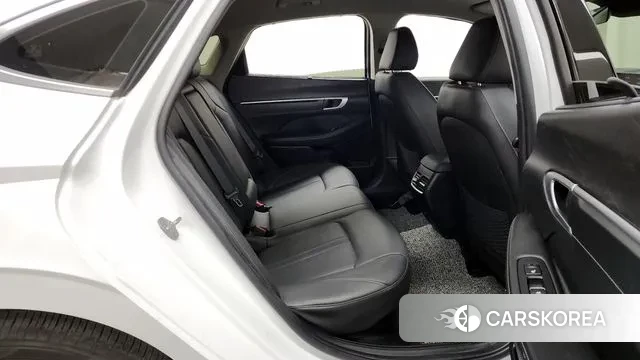 Hyundai Sonata D Edge Hybrid (DN8) 2024 Белый из Кореи, фото 3