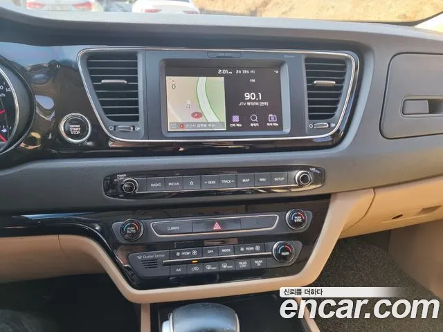 Kia The New Carnival id 2478398 из Кореи 3