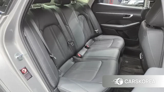 Hyundai Sonata Hybrid (DN8) 2021 Серебристо-серый из Кореи, фото 3