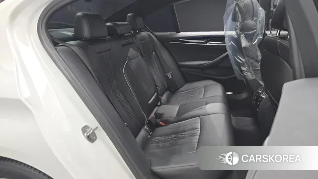 BMW 5 Series (G30) 2020 Белый из Кореи, фото 3