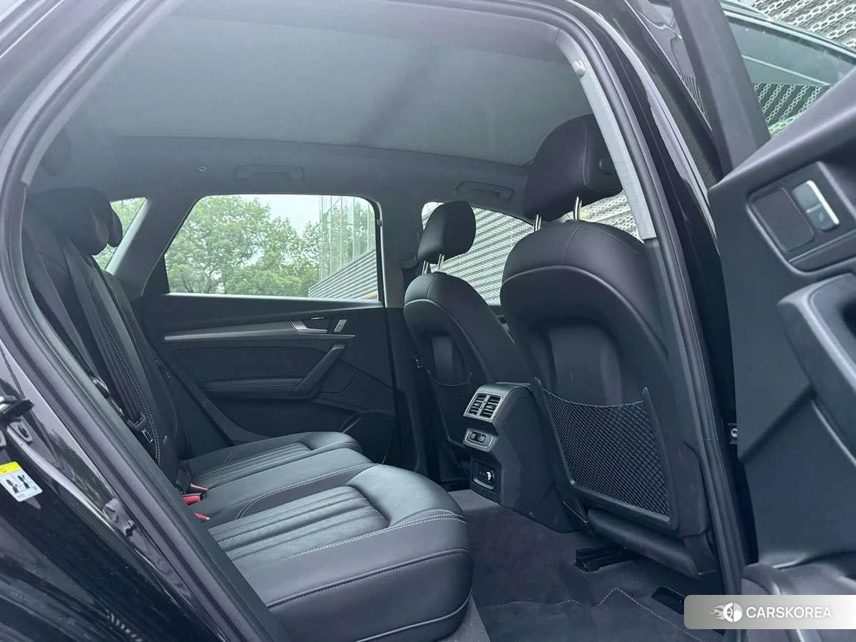 Audi Q5L 2023 Черный из Китая, фото 3