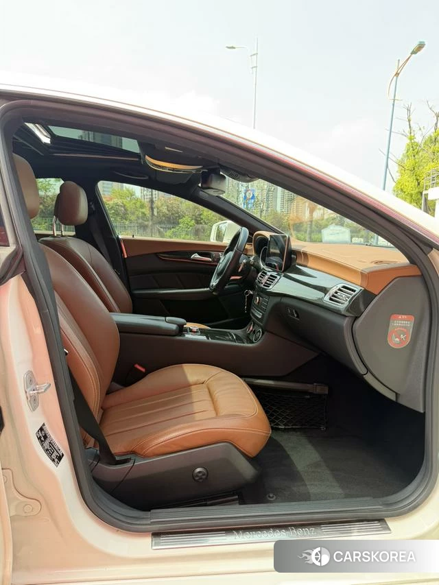 Mercedes-Benz CLS id 4212584 из Китая 3