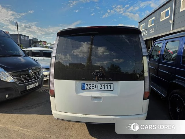 Hyundai Staria 2024 Белый из Кореи, фото 3