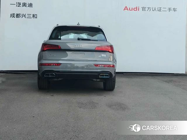 Audi Q5L 2026 Серебристо-серый из Китая, фото 3