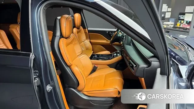 Lincoln Aviator 2nd generation 2021 Серый из Кореи, фото 3