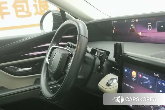 Lincoln Navigator 2023 Черный из Китая, фото 3
