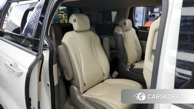 Kia Carnival 4th generation 2021 Белый из Кореи, фото 3