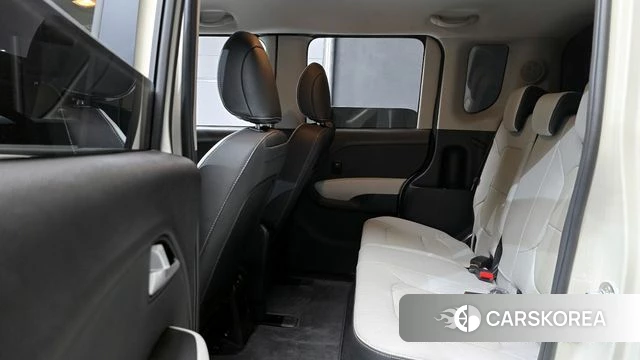 Kia The New Kia Ray 2024 Серебристо-серый из Кореи, фото 3