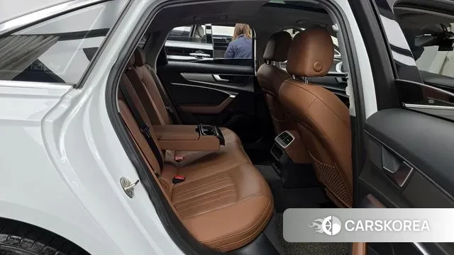 Audi A6 (C8) 2020 Белый из Кореи, фото 3