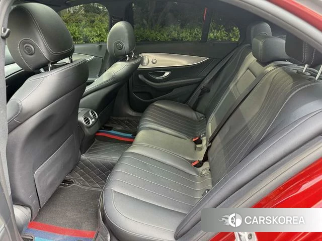 Mercedes-Benz E-class (imported) id 4212647 из Китая 3