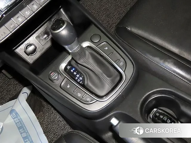 Hyundai The New Kona 2021 Белый из Кореи, фото 3