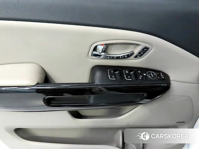 Kia The New Carnival 2019 Белый из Кореи, фото 3