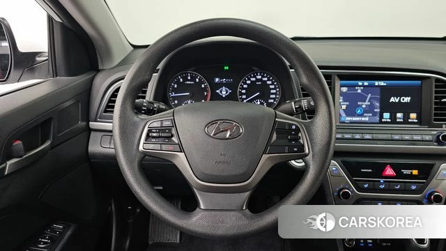 Hyundai Avante AD 2018 Белый из Кореи, фото 3