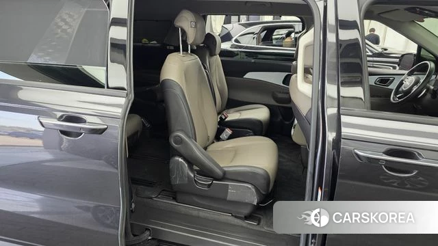 Kia The New Carnival 4th Generation 2024 Черный из Кореи, фото 3