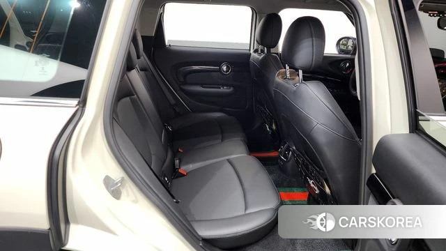 Mini Cooper Clubman 2020 Жемчужный цвет из Кореи, фото 3