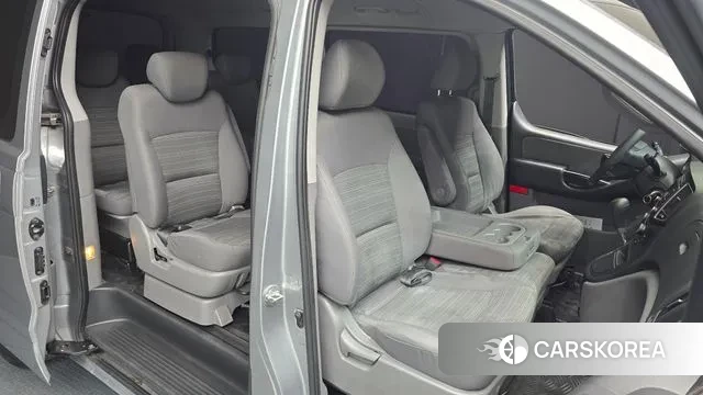 Hyundai The New Grand Starex 2018 Серебряный из Кореи, фото 3