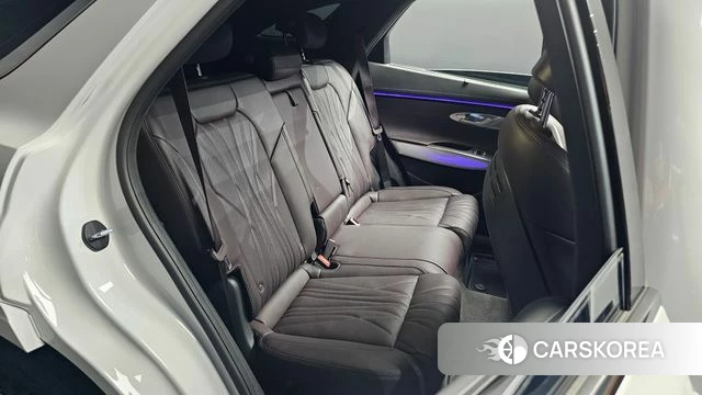 Genesis GV70 2024 Белый из Кореи, фото 3