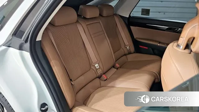 Hyundai Grandeur Hybrid (GN7) 2023 Белый из Кореи, фото 3