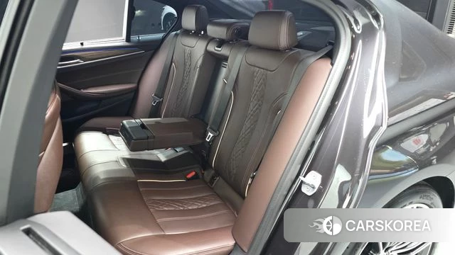 BMW 5 Series (G30) 2019 Черный из Кореи, фото 3
